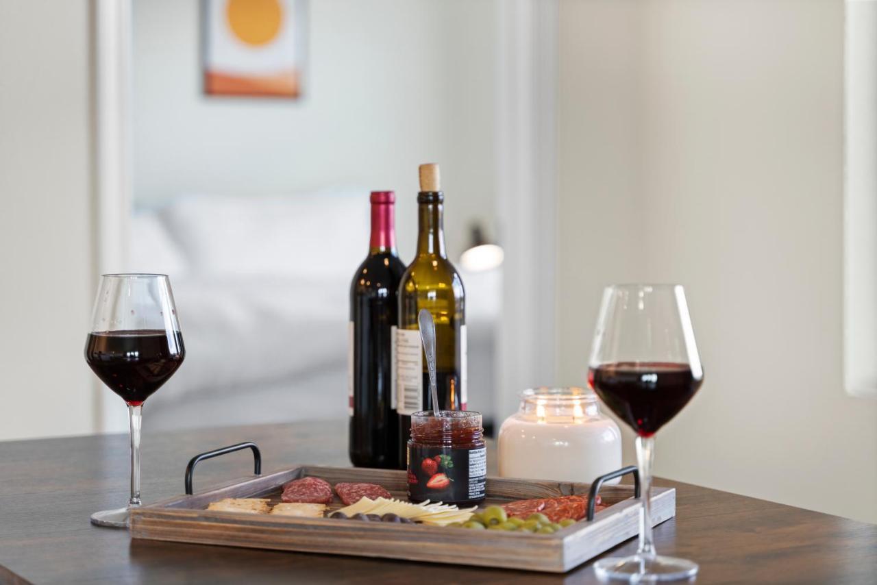Luxury Retreat - King Beds, Hot Tub, & Pool - Family & Remote Work Friendly Apartment Reno Bagian luar foto